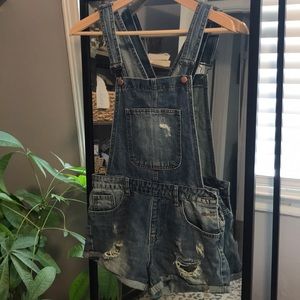 Short Distressed Overalls